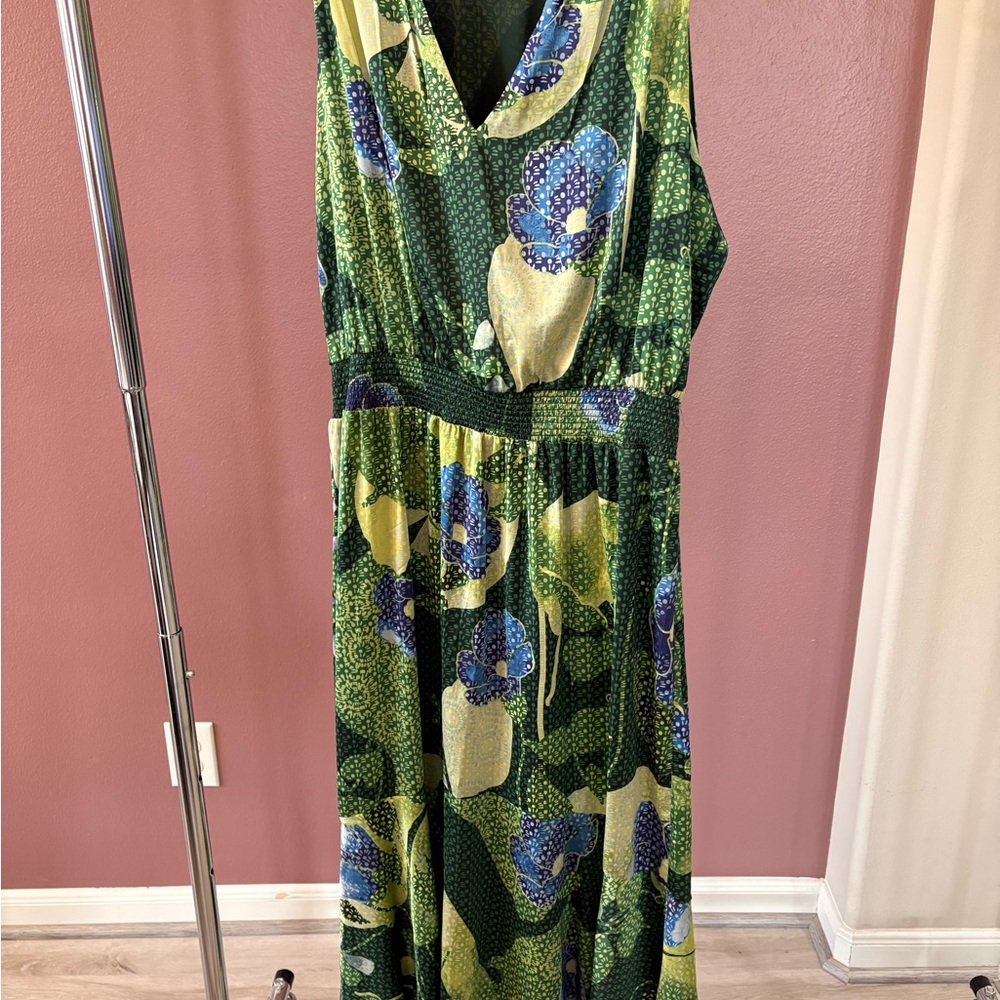 WHBM Vibrant Green and Blue Tropical Print Dress.